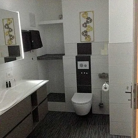 M&s Garni Hotel